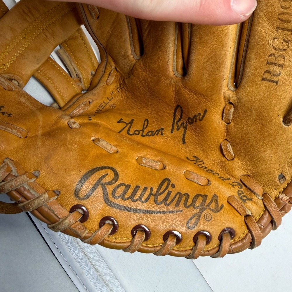 Rawlings RBG109 Nolan Ryan Signature Baseball Glove Leather Tan Right Hand Throw